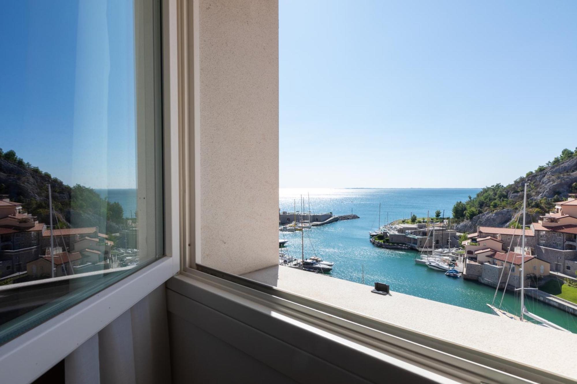 Portopiccolo Avolare Apartments In Borgo - Beach Included Sistiana Eksteriør bilde